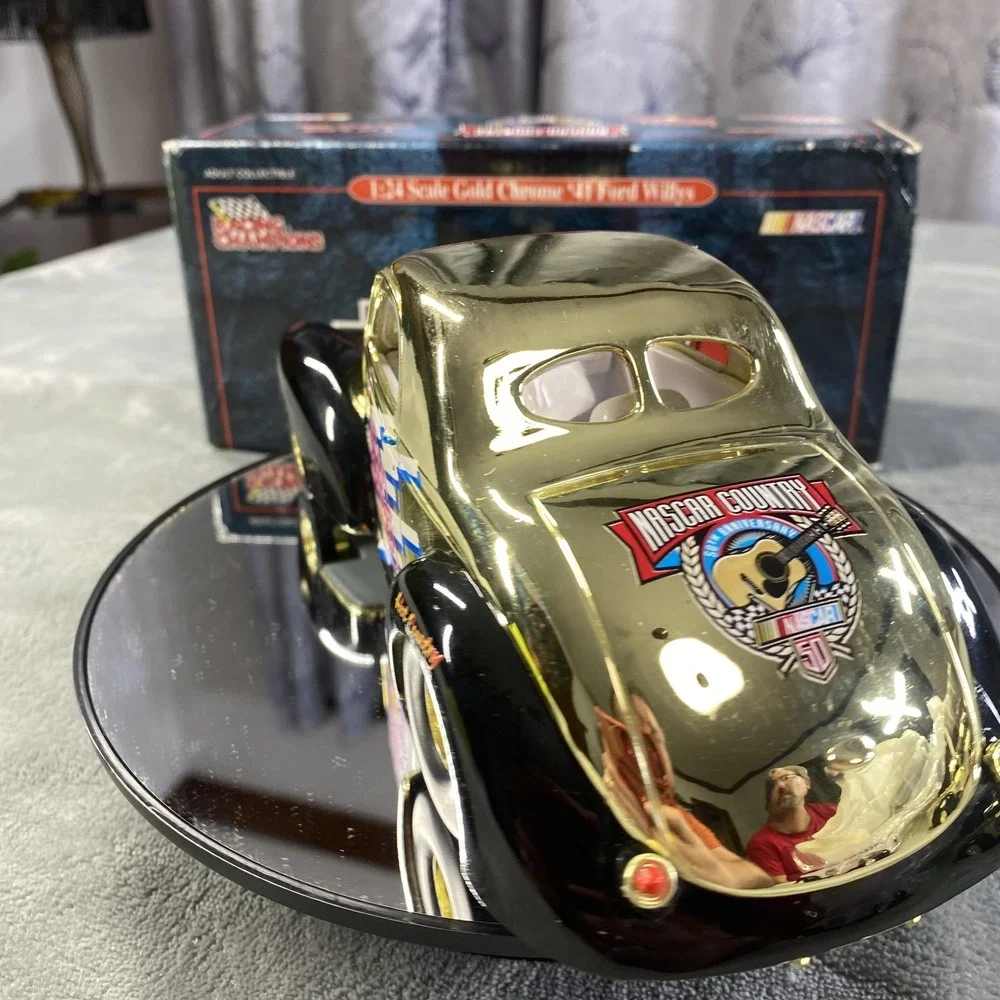 Vintage Racing Champions 1:24 Gold Chrome '41 Ford Willys LeAnn Rimes Nascar